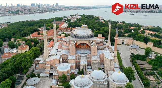 Ayasofya'da 88 yıl sonra teravih namazı kılınacak