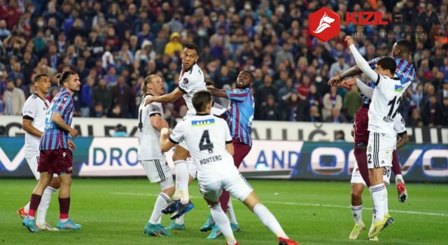 Lider Trabzonspor Beşiktaş İle Berabere Kaldı.