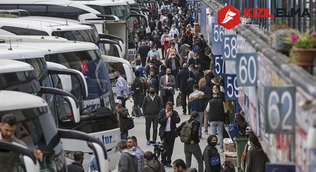 Otobüs biletleri tükendi, 8 bin ek sefer için satışlar başladı