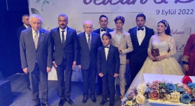 MHP Lideri Bahçeli'nin nikah şahidi olduğu düğüne yoğun katılım