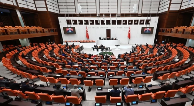 Trafik düzenlemelerini içeren kanun teklifi TBMM’de kabul edildi