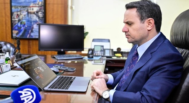 Adalet Bakanı Gürlek'ten CHP Genel Başkanı Özel hakkında suç duyurusu ve 1 milyon liralık tazminat davası