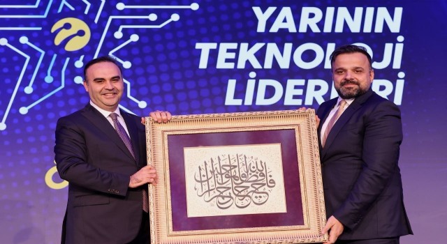 Bakan Kacır: ‘‘Teknoloji girişimlerinin sermayesi akıl sermayesidir’’