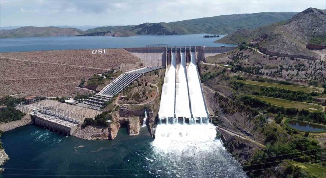 Keban Barajı’nda 7 yıl sonra ilk kez savaklar açılıyor