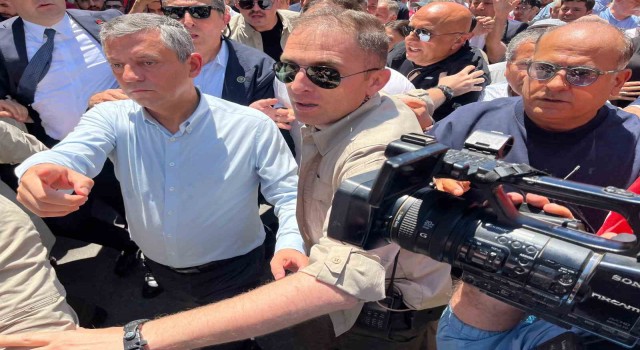 Özgür Özel’den Kılıçdaroğlu’na çağrı: ”Başkası kazanırsa elini öpeceğim”