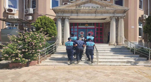 Didim’de 16 düzensiz göçmen yakalandı, 2 organizatör tutuklandı