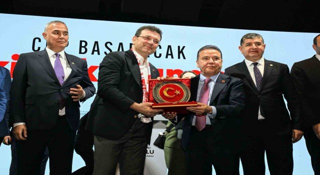 Muhittin Böcek’ten cezaevinde ek ifade: ”Ekrem İmamoğlu benden 15 milyon Euro istedi, 5 milyonu havala sistemiyle gönderdim”