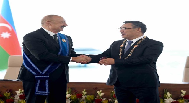 Kırgızistan Cumhurbaşkanı Caparov’dan Aliyev’e birinci derece ”Manas” Nişanı