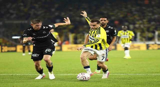 Trendyol Süper Lig: Fenerbahçe: 4 - Konyaspor: 2 MAÇ SONUCU