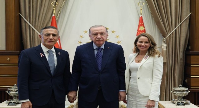 Cumhurbaşkanı Erdoğan, ABD Temsilciler Meclisi Üyesi Issa’yı kabul etti