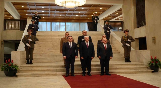 Türkiye-Bulgaristan-Romanya Savunma Bakanları ve Genelkurmay Başkanları Toplantısı başladı