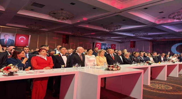 Vali Gül: ”103 yıl önce aziz milletimiz; kendisini tarihten silmek isteyen emperyalizmin asırlık hesaplarını parçaladı”