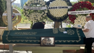 İstanbul’da balkondan düşerek ölen rap şarkıcısının cenazesi defnedildi