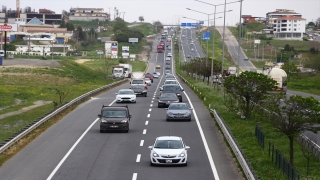 Tekirdağ İstanbul kara yolunda bayram tatili yoğunluğu