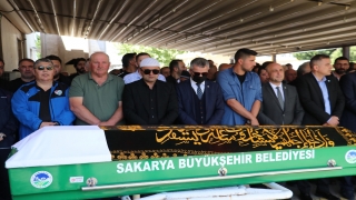 Teknik direktör Bülent Uygun’un vefat eden babası Sakarya’da toprağa verildi