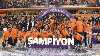Türkiye şampiyonu ÇBK Mersin Yenişehir Belediyesi