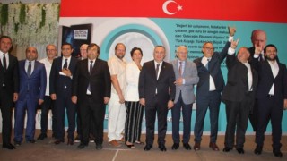 MHP'de ''Türkiye'nin Büyük Stratejisi'' kitapları tanıtıldı