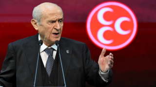 TBMM’de yemin krizi: MHP Lideri Bahçeli CHP’nin kürsü işgaline sert tepki gösterdi