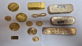 113 bin euro değerinde kaçak altın, komşuya takıldı