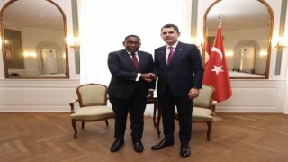 Bakan Kurum, Danimarka Kralı Frederik ile görüştü