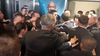 Kılıçdaroğlu, 2.5 yıl sonra CHP Genel Merkezi’nde