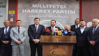 MHP’de bayramlaşma