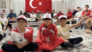 Dünya Kupası heyecanını camide yaşadılar