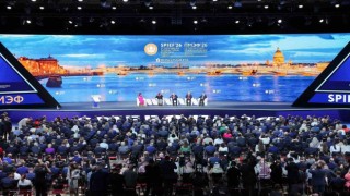 Putin: ”Şu an Zelenskiy ile görüşmeyi anlamlı bulmuyorum”