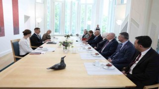 TBMM Başkanı Kurtulmuş, Finlandiya Cumhurbaşkanı Stubb ile görüştü