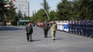 Genelkurmay Başkanı Orgeneral Bayraktaroğlu, Pakistan Savunma Kuvvetleri Komutanı Munir ile görüştü