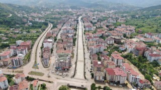 Kastamonu’da sağanak kabusa döndü: 12 kişi tahliye edildi, 6 köy yolu ulaşıma kapandı