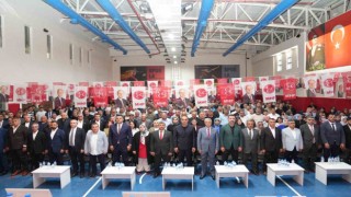 MHP’de ilçe kongreleri devam ediyor; Pasinler’de Erkan Yağar güven tazeledi