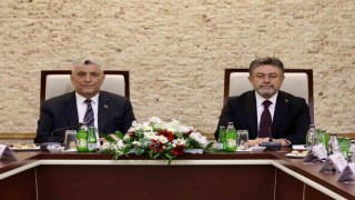 Bakan Bolat ve Bakan Yumaklı, hububat sektörünü değerlendirdi