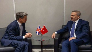 Bakan Fidan, İngiliz mevkidaşı Miliband ile görüştü