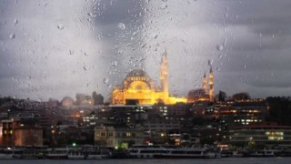 Sıcaklıklar düşüyor, kuvvetli sağanak geliyor