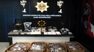 Ankara’da uyuşturucu operasyonunda 614 bin 330 adet sentetik ecza ele geçirildi